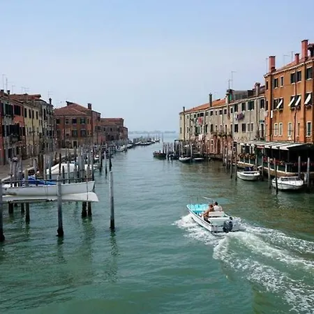 Al Ponte Lungo - Giudecca Apartmán *